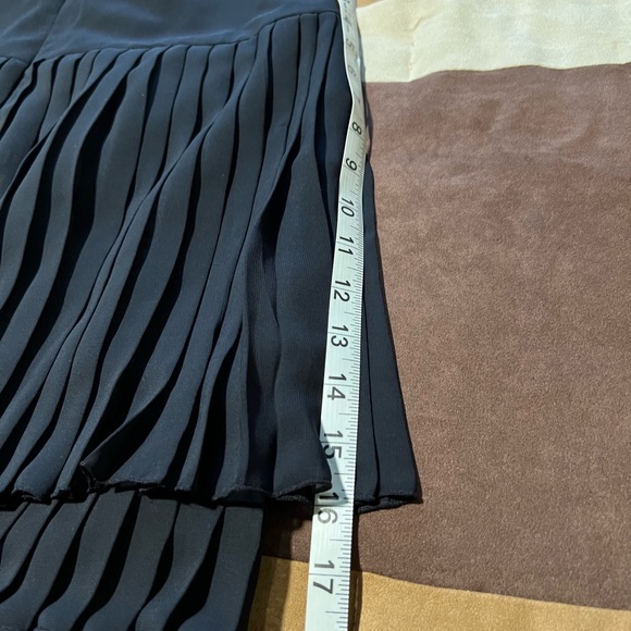 2/$13 NWOT pleated skirt - Picture 4 of 8